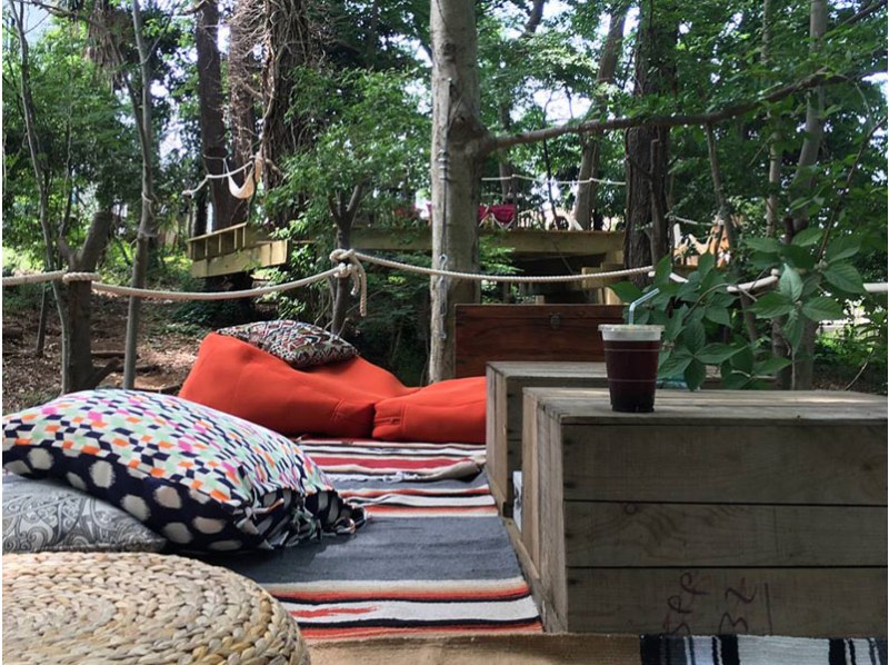 千葉 八千代で貸切ツリーデッキピクニック キャンピングカーレンタルのエルモンテrv